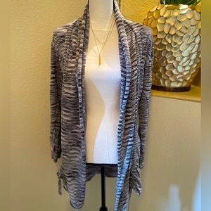 Kensie light weight sweater